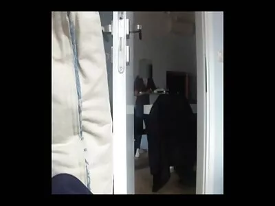sarışın karısı yesilcam filmleri porno arka bahçesinde koca tarafından çivilenmiş oluyor