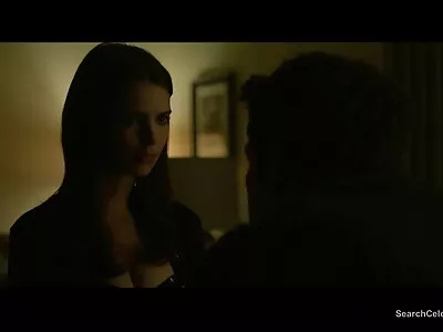 Doktor şehvetli porno film sahin k sarışın genç Chloe Cherry'ye karşı koyamıyor