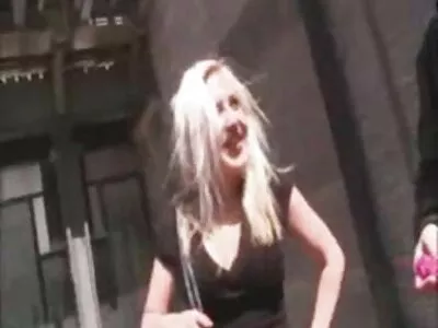Süper sıcak esmer gençlerin kedi konulu türkçe porno film POV'da hardcore delinmiş