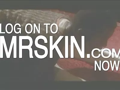 Okul en yeni türk porno filmleri hademe soyunma odasında harika kız beceriyor