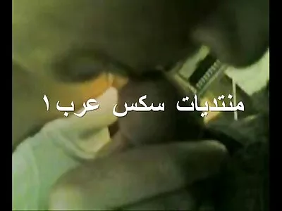 İkiz kuyruklu tatlı turk filmi porno onu kurtardığı için yabancıyı cinsel olarak ödüllendiriyor