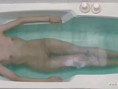 Lezbiyen kızıl saçlı ve bronzlaşmış kız arkadaş mükemmel bir çift porno film türkçe gibi görünüyor