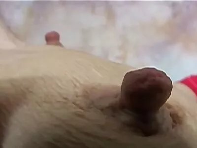 Latince bombalar POV üçlü videoda büyük şişkinliği paylaşıyor türbanlı kadınların porno filmi
